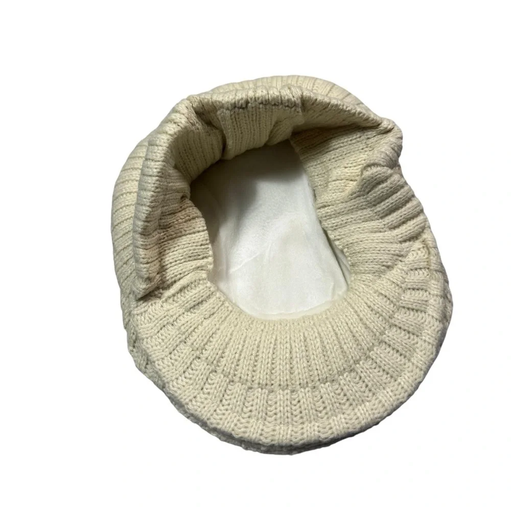 NWT New Teqihat Winter Warm Knit Beige Hat Cap